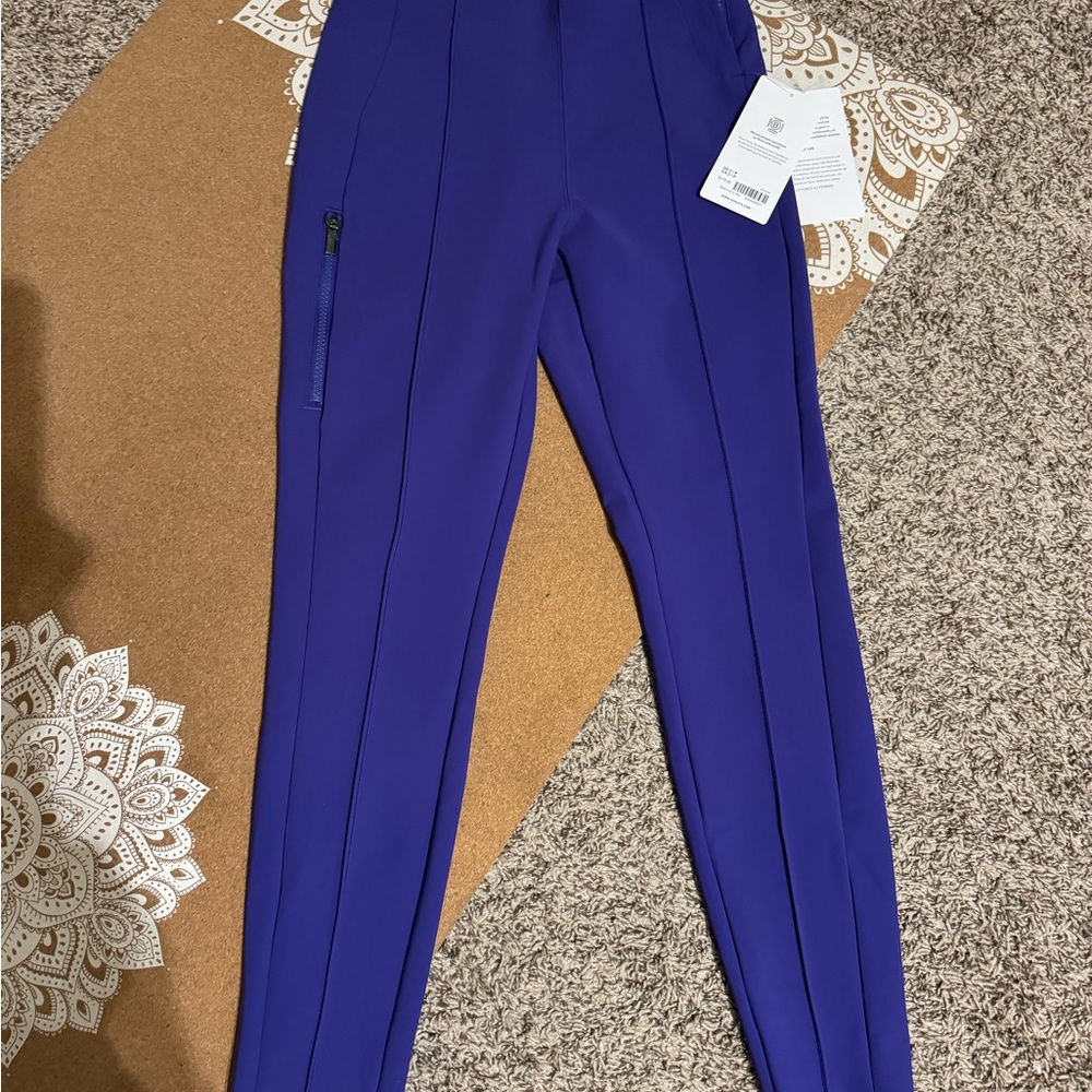 ATHLETA Glacier Snow Skinny Pant 💜 - Picture 5 of 11